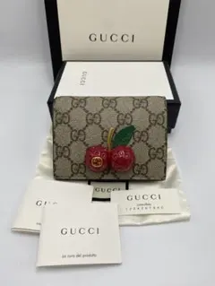 GUCCI✨折り財布　GGスプリーム　さくらんぼ　インターロッキング　レディース
