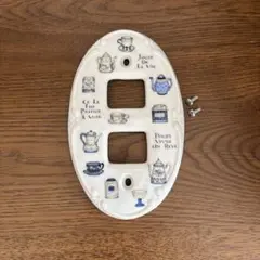 陶器製スイッチカバー 青と白のデザイン