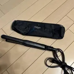 SALONIA ストレートヘアアイロン 本体 専用ポーチ付きのサムネイル