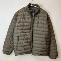 patagonia パタゴニア オリーブグリーン ダウンセーター Sサイズのサムネイル