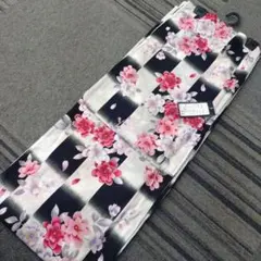 大きいSize:未使用品】浴衣 単品 白地 薔薇柄 蝶々柄 - メルカリ