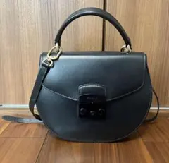 FURLA ブラックレザー ショルダーバッグ