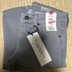 ユニクロタグ付未使用ウルトラストレッチジーンズグレー23