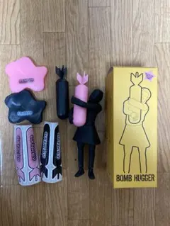 BANKSY BOMB HUGGER バンクシー　フィギュア