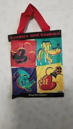 東京ディズニーランドのお菓子のバッグ