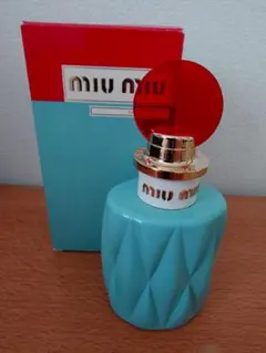 MIU MIU　オードパルファン　100ミリのサムネイル