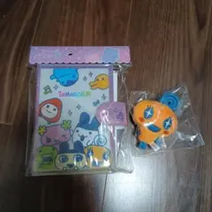 たまごっちシール帳とキーホルダー