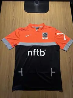 美品 NIKENFTBサッカーウェアS