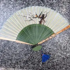扇子 果物と器の絵柄　篠原みのり画 扇子 果物と器の絵柄 篠原みのり画 - メルカリ