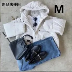 イタフラ　中綿　フード付き　ブルゾン　M　ダウン　ショート　白　アイボリー