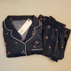 サテンパジャマセット（M）