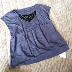 未使用　BODYDRESSINGDELUX ボディドレ　上品光沢感トップス 38のサムネイル