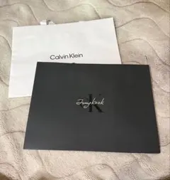 Calvin Klein Jung Kook カルバンクライン　ジョングク　紙袋のサムネイル