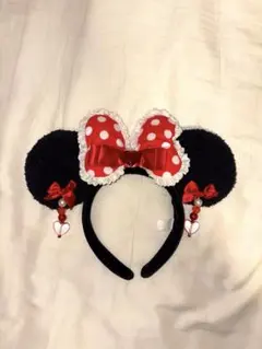 イヤリングミニーちゃんカチューシャ