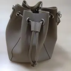 グレー バケットバッグ