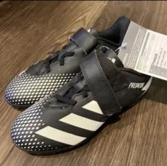adidas キッズシューズ 35 21.5㎝　新品未使用　タグ付き　黒