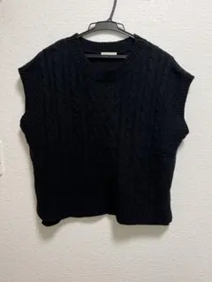 ニットベスト黒
