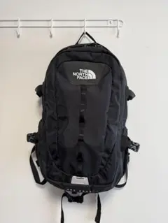 THE NORTH FACE HOT SHOT バックパック ブラックのサムネイル