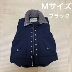 ブラックフード付き 中綿ベスト