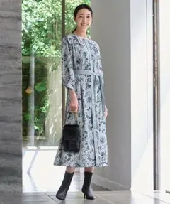 美品 自由区 ハーバルフロープリント8分袖 ワンピースのサムネイル