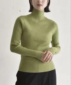 Item thumbnail for item 051f448f-1419-45f0-b14f-a5c12b7b159c