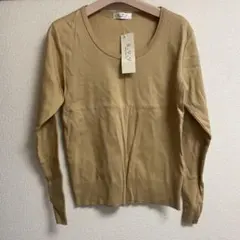 a.v.v ベージュ 長袖Tシャツ 42