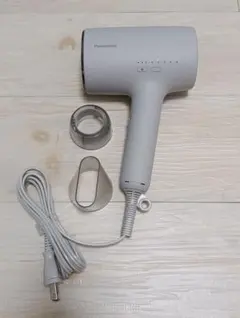 パナソニック ナノケア Panasonic EH-NA0J 23年製 WH 04 - メルカリ