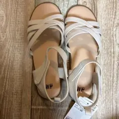 H&M キッズ サンダル ホワイト EUR33のサムネイル