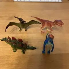 恐竜フィギュア