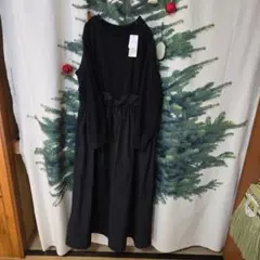 新品タグ付きAGANドッキングワンピース