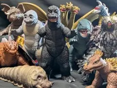 バラン＆バラゴン（バンダイ）タグ付ムービーモンスターシリーズ２体セット 2026年最新】ムービーモンスターシリーズ バランの人気アイテム - メルカリ