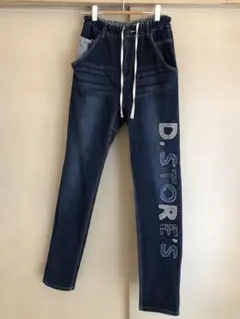 ドラッグストアーズ ロゴパッチワーク　 ストレッチデニムパンツのサムネイル
