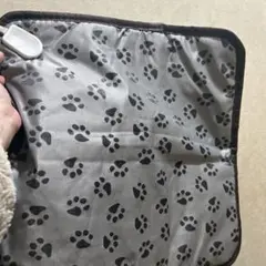 犬用ヒーターマット グレー 足跡模様
