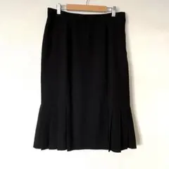 ラピーヌブランシュ　スカート　プリーツ　ブラック　膝丈　黒　11号　美品のサムネイル