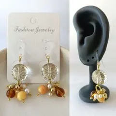 No.72 ハンドメイドピアス　樹脂ピアス