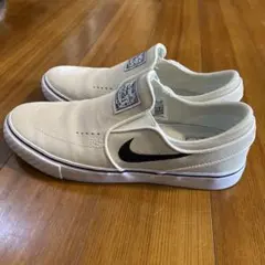 超美品!!NIKE SB ジャノスキースリッポン23.5のサムネイル