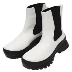 A07233 未使用品 MERRELL レザーブーツ：24.5cmのサムネイル