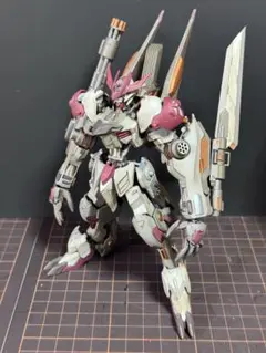 mg ガンダムバルバトスルプス 全塗装 完成品 パイロット塗装 ラスト