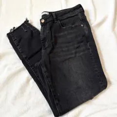 【ZARA 】ブラック スキニーデニム MEX32