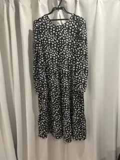 Ｈ＆Ｍ　花柄ワンピース Mサイズ