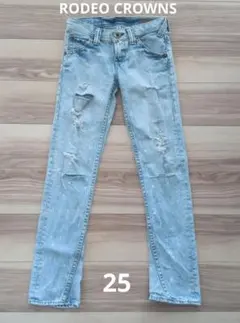 ロデオクラウンズ　ダメージ加工スキニーデニム ライトブルー