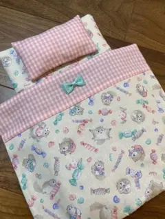 Item thumbnail for item 65ffb13f-6309-48b5-8bed-23280f03c609