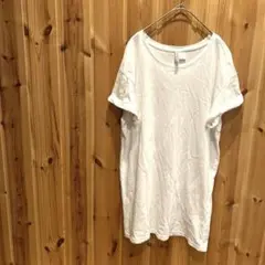 【エイチアンドエム】Tシャツ　半袖　丈長め　体型カバー　綿100％ 白色系