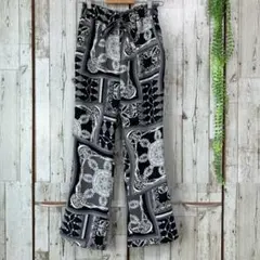 ☆ジーナシス☆良品☆セミフレアパンツ 総柄 グレー F 派手 フリルウエストのサムネイル