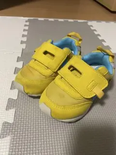 CONVERSE イエロースニーカー 子供用16.5センチ