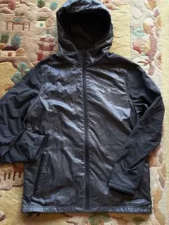 アンダーアーマー　トップス