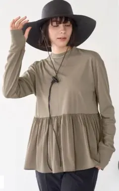 UNFILO接触冷感/UVケア ペプラムラッシュガード Mサイズ