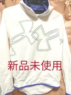UNDER ARMOUR　新品　パーカー