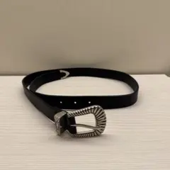 黒いベルト 装飾的な銀色バックル未使用