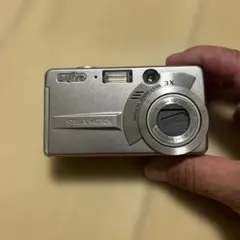 SANYO コンパクトデジタルカメラ 本体のサムネイル